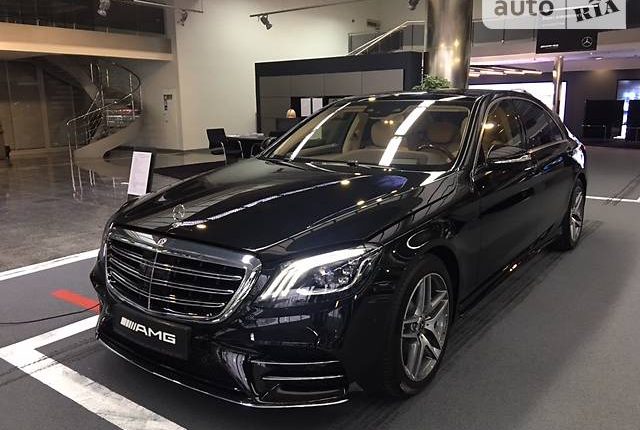 Автобаза президента купит у фирмы Васадзе два Mercedes-Benz S за 10 миллионов