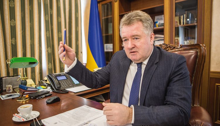Судья Игорь Бенедисюк получил четверть миллиона гривен зарплаты