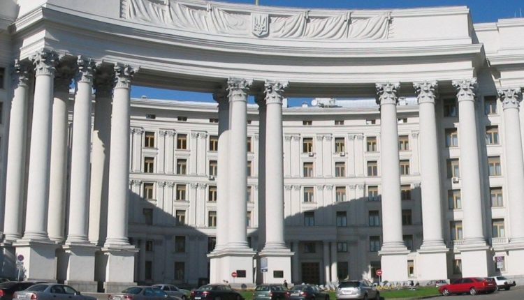 Стало известно, сколько заместители главы МИДа заработали в октябре