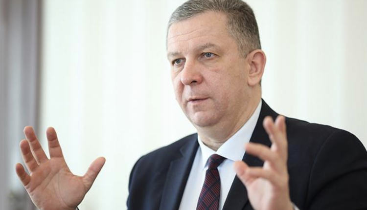 Министру Андрею Реве выделили 53 тысячи для решения социально-бытовых вопросов