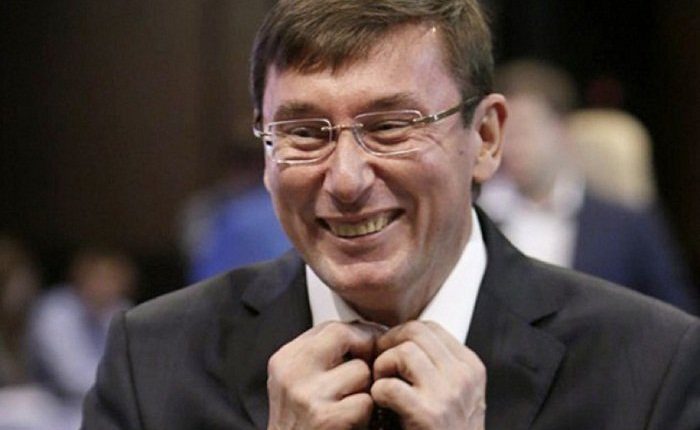 «Будет делать свое шоу»: Юрий Луценко трудоустроился ведущим на канале Порошенко