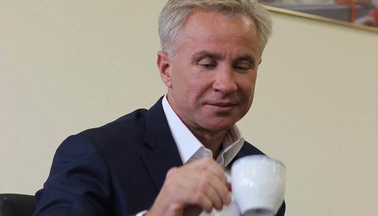 Холдинг Юрия Косюка ликвидирует бетонную компанию
