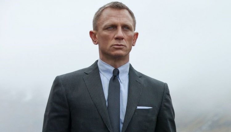 Премьеру юбилейного фильма о Джеймсе Бонде перенесли на два месяца