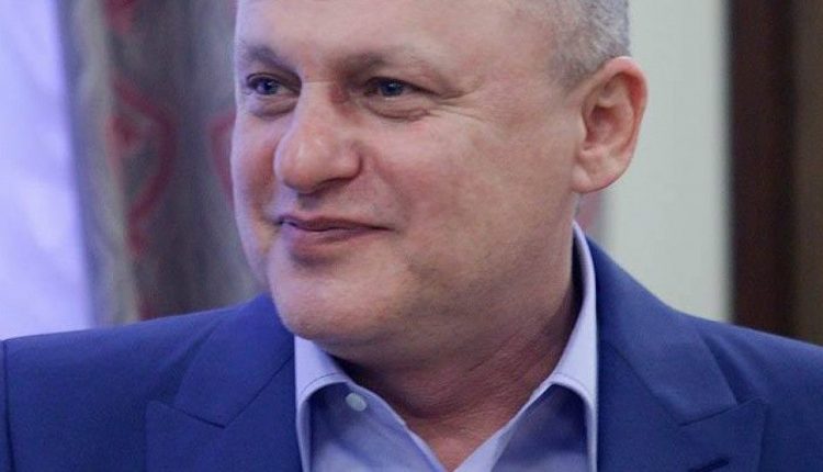 Самые дорогие «Мерседесы» завезло в Украину «Динамо» Суркиса