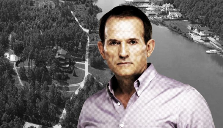 Виктор Медведчук продает элитное имение под Киевом