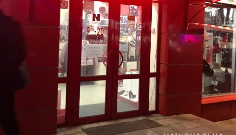 В Борисполе вооруженные грабители похитили из магазина драгоценности на 5 млн гривен