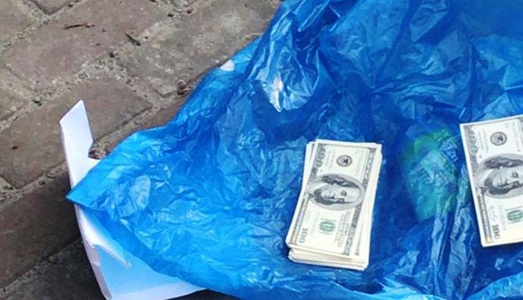 На Киевщине при получении $5 тысяч взятки задержан депутат облсовета
