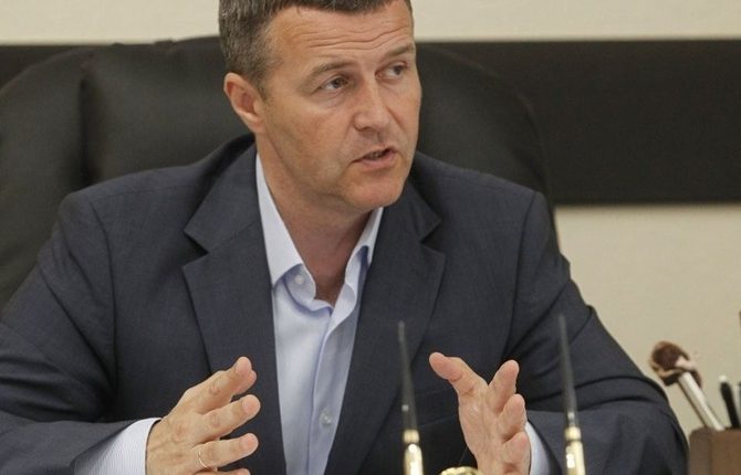 Гендиректор «Киевавтодора» Густелев получил за год 826 тысяч гривен зарплаты