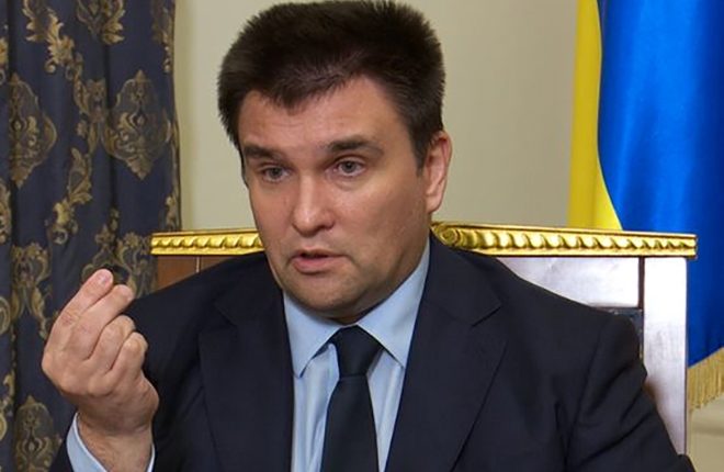 Стало известно, сколько заработал глава МИД Павел Климкин в апреле