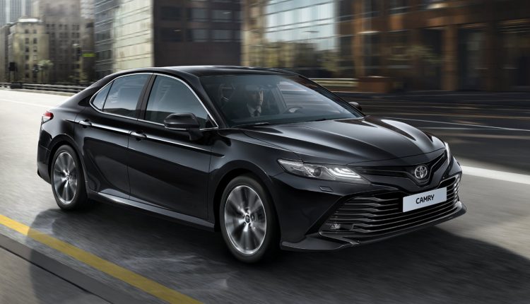 Львовский аэропорт без конкуренции купил Toyota Camry за 969 тысяч гривен