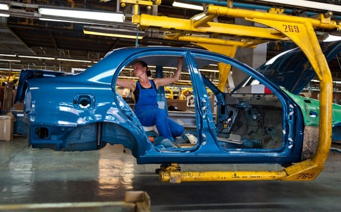 В Украине продолжается снижение автопроизводства