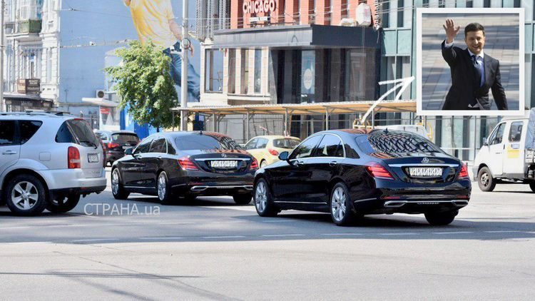 Кортеж Владимира Зеленского пополнился автомобилем-дублером