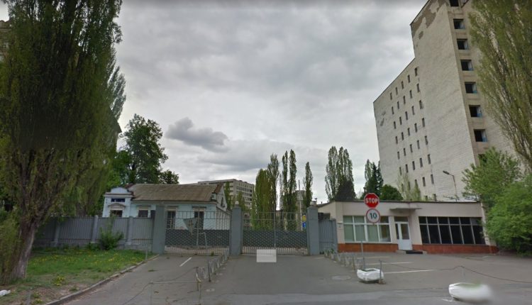 Генпрокуратура получила от КГГА 14 соток на Печерске под жилье