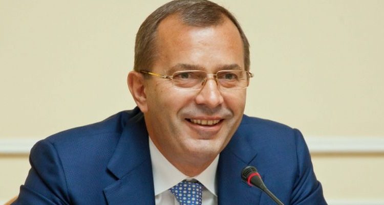 Верховный суд разрешил Андрею Клюеву баллотироваться в Раду
