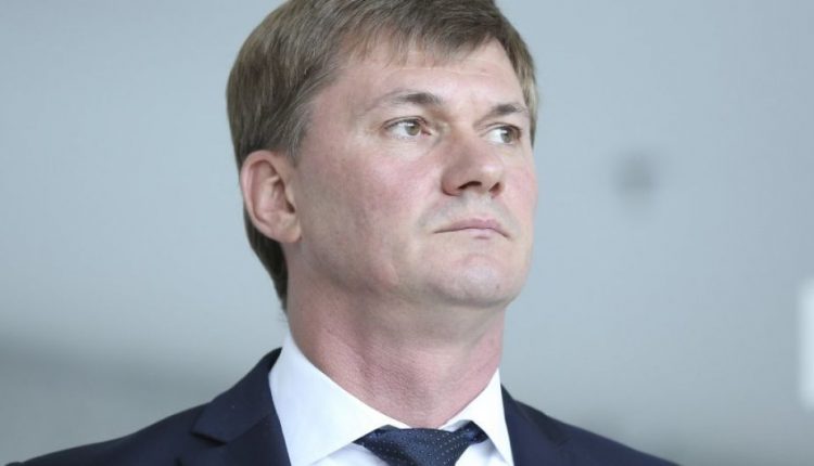 Кабмин уволил и. о. главы ГФС Александра Власова