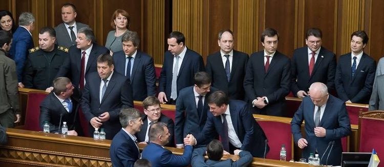 Михаил Подоляк: «Эта яркая pr-дубинка люстрация ничего не решает»