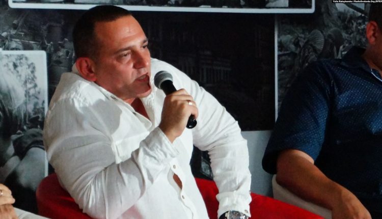 Будущий нардеп из «Слуги народа» назвал журналистку «тупой овцой»