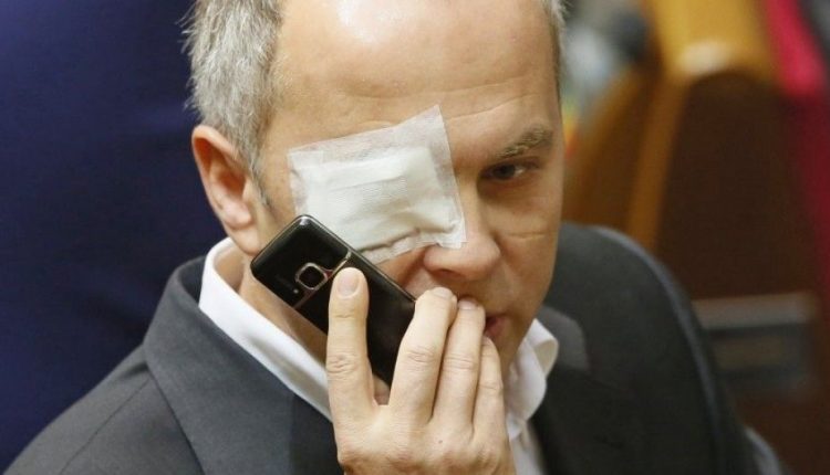 Владимир Бойко: «А ведь впервые Шуфрича при исполнении избил Порошенко»