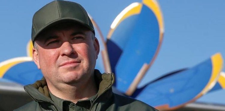 Михаил Подоляк: «Испанское дефиле Свинарчука»