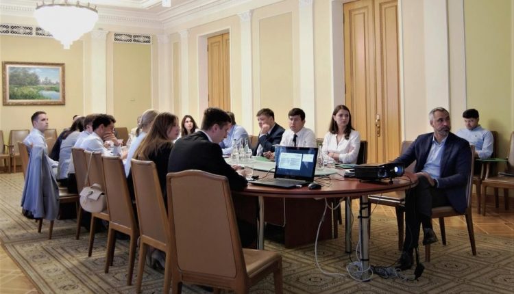 С коррупционеров хотят брать десятину на премирование их обличителей