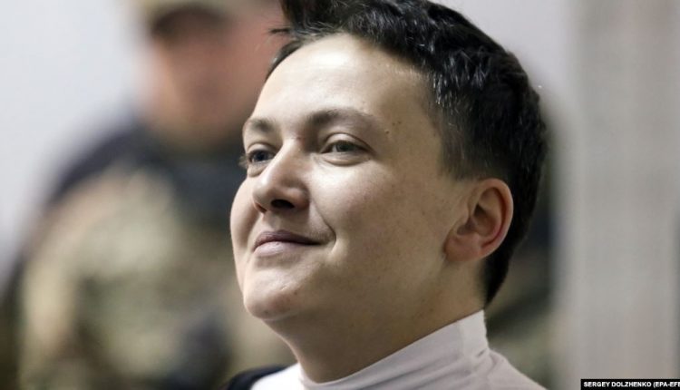 Экс-нардеп Надежда Савченко устроилась на работу телеведущей