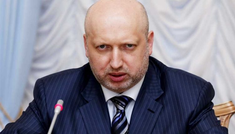 Турчинов проиграл журналистам суд по материалу об обменниках, в котором фигурировал