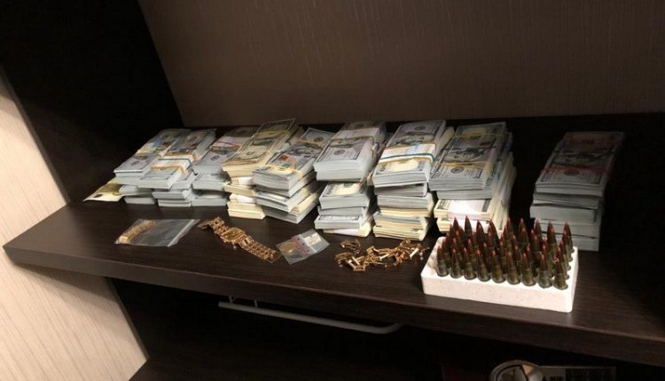 В Харькове СБУ изъяла у чиновника Фонда госимущества $500 тысяч