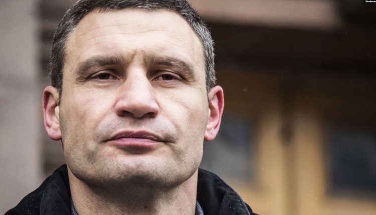Суд назначил подготовительное заседание по иску Кличко к Гончаруку и Кабмину