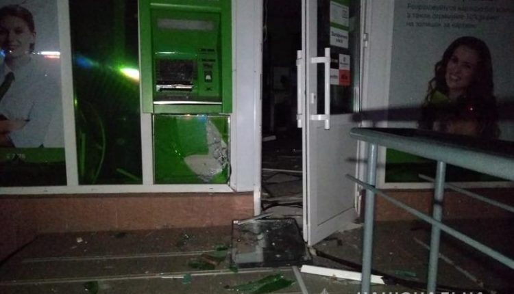 В Киеве взорвали банкомат «Приватбанка»
