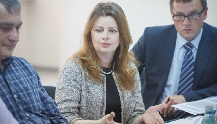 Бывшего топ-фискала и брокера отправили под домашний арест по «делу Альперина»