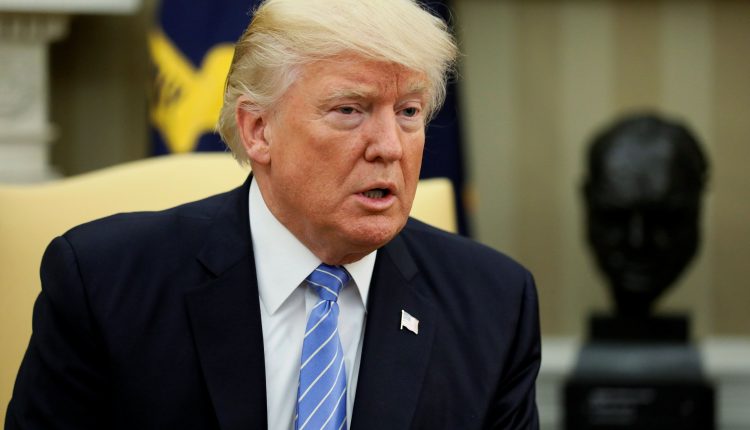 Палата представителей проголосовала за импичмент Дональда Трампа