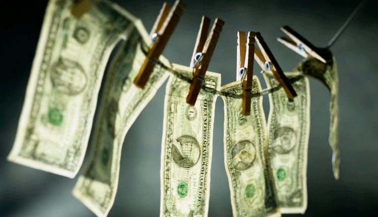 Госфинмониторинг обнаружил подозрительные операции на 92 млрд