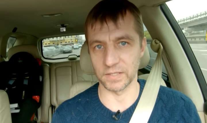 Михаил Гаврилюк рассказал, что в такси зарабатывает больше, чем в Раде