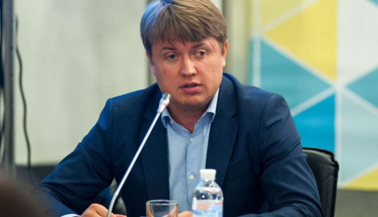 Герус уверяет, что облгазы и облэнерго не будут отключать потребителей за неуплату в период карантина