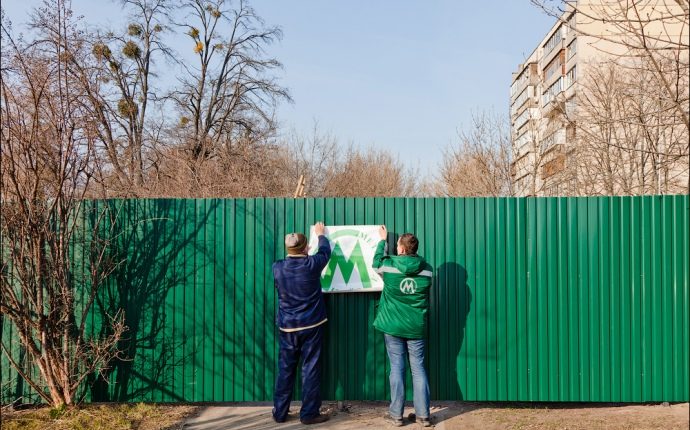 Суд снял арест со счетов фирмы с орбиты Столара, отмывавшей средства на строительстве метро
