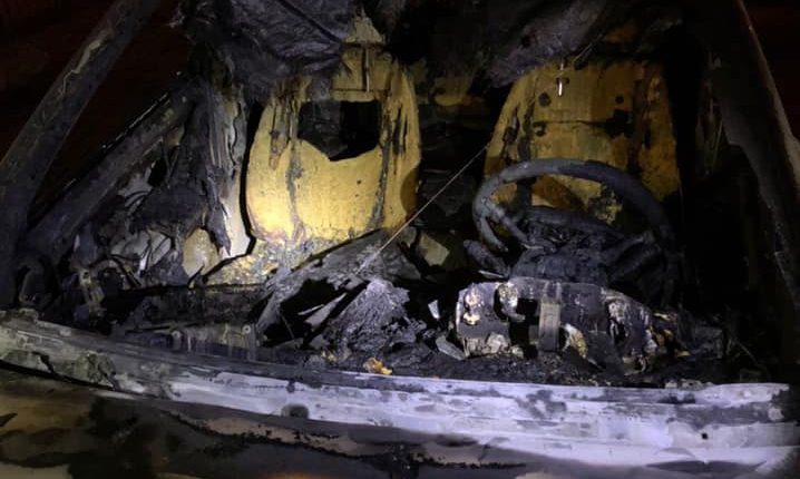 В Киеве сожгли авто главы Госэкоинспекции, оштрафовавшей меткомбинат Ахметова