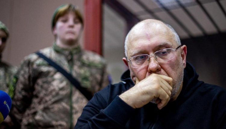 Бывшему замминистра обороны избрали меру пресечения