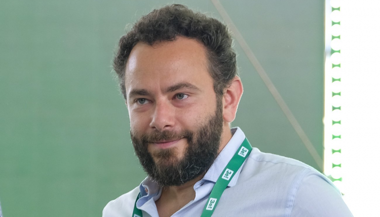 Нардеп Дубинский подавал документы на получение гражданства Румынии