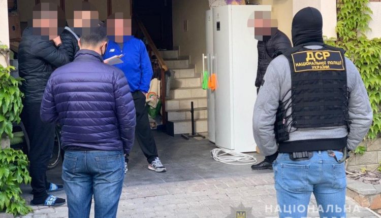 В Киеве полиция изъяла $400 тысяч «воровского общака»