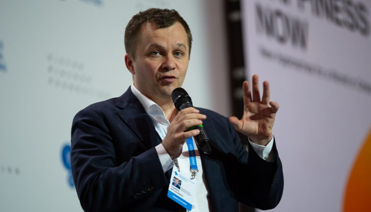 Экс-министр рассказал, как «слуга народа» предлагал ему «раздеребанить» госпредприятие