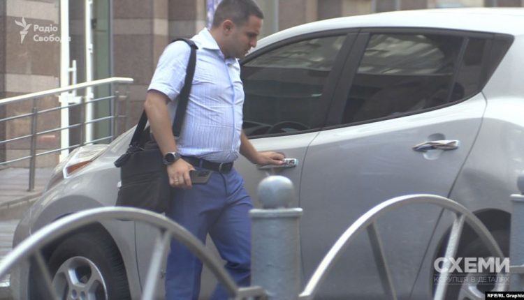 «Слуга народа» арендует авто с 90% скидкой у фирмы, чьи интересы лоббировал в Раде