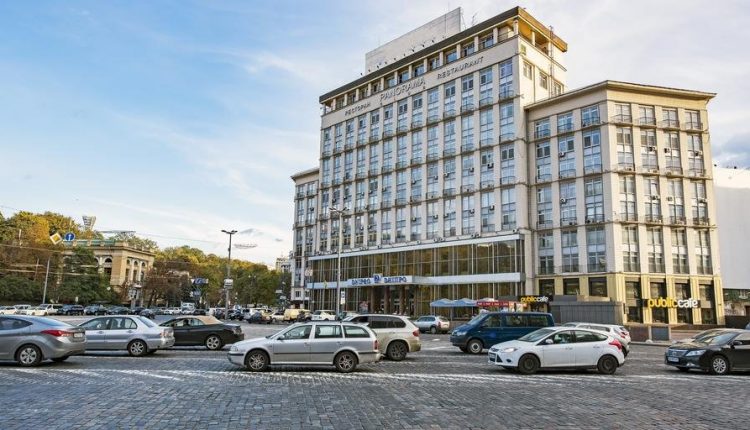 «Аккордбанк» претендует на покупку столичного отеля «Днепр»