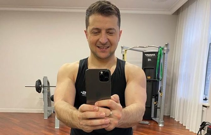 Виктор Небоженко: «Зеленский радуется жизни больше, чем мы, а должно быть все наоборот»
