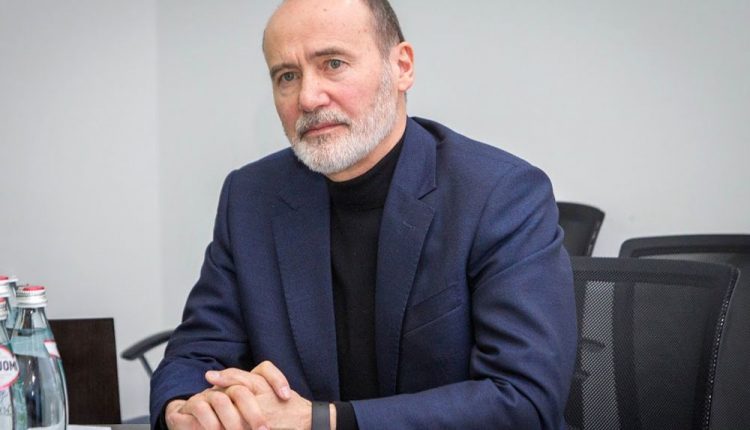 АМКУ начал дело против «Астарты» Иванчика из-за повышения цен на сахар