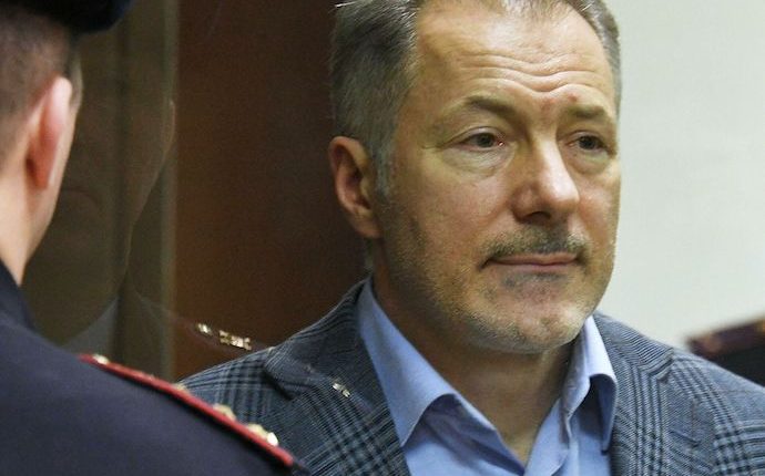 На выезд за Рината? Рудьковского отпустили на лечение в Вену, а он оказался в Монако