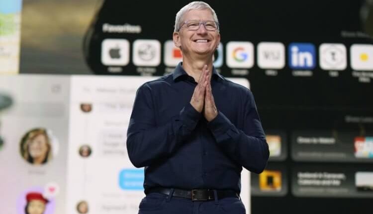 Стали известны зарплата главы Apple и затраты на его перелеты и охрану