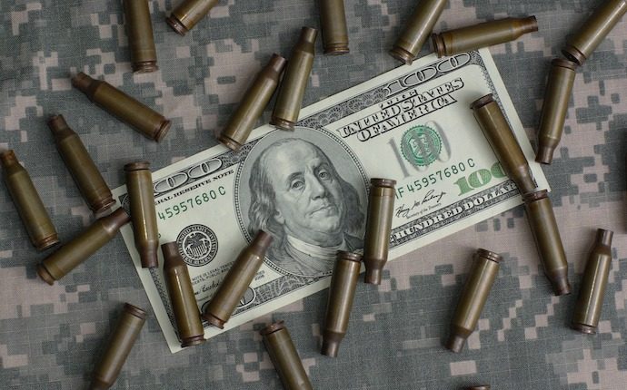 Україна просить кредиторів перенести виплати за зовнішнім боргом