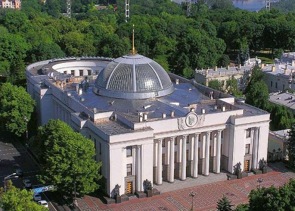Стали известны доходы очередной неприкасаемой семерки